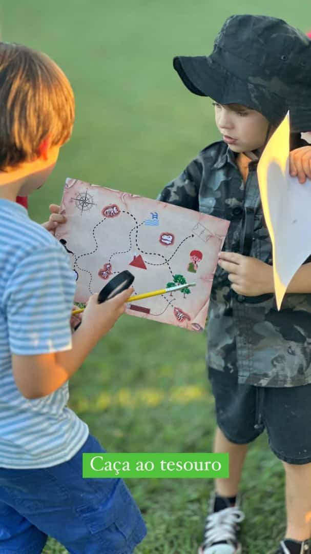 Caça ao tesouro com enigmas